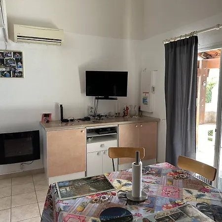 Apartment Holidayland 330 T2 Mezzanine 6 Couchages Climatise Narbonne-Plage
