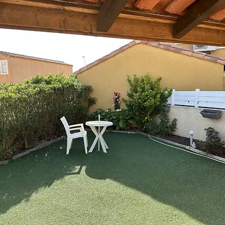 Holidayland 330 T2 Mezzanine 6 Couchages Climatise Apartment *
